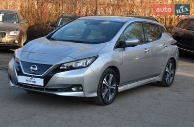 Хетчбек Nissan Leaf 2018 в Луцьку