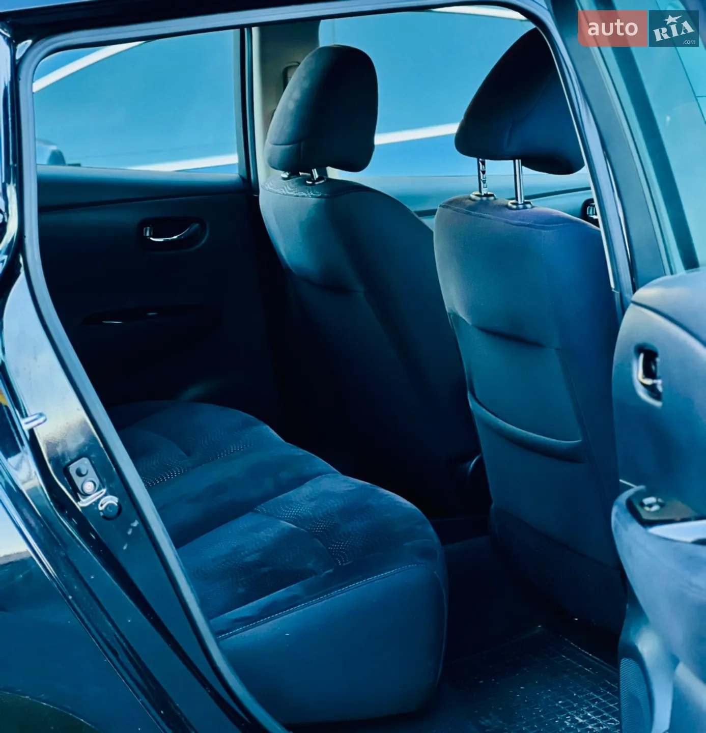 2014 Nissan Leaf - мініатюра 16