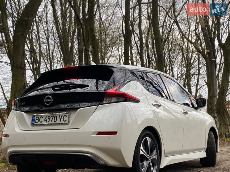 Хетчбек Nissan Leaf 2024 в Перемишлянах