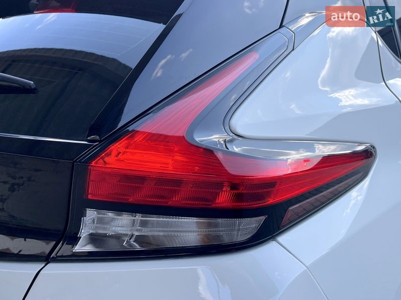 Хетчбек Nissan Leaf 2023 в Білій Церкві