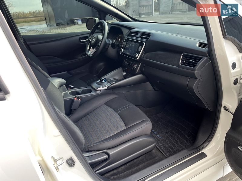 Хетчбек Nissan Leaf 2023 в Білій Церкві