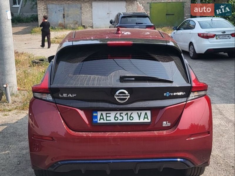 Хэтчбек Nissan Leaf 2019 в Днепре