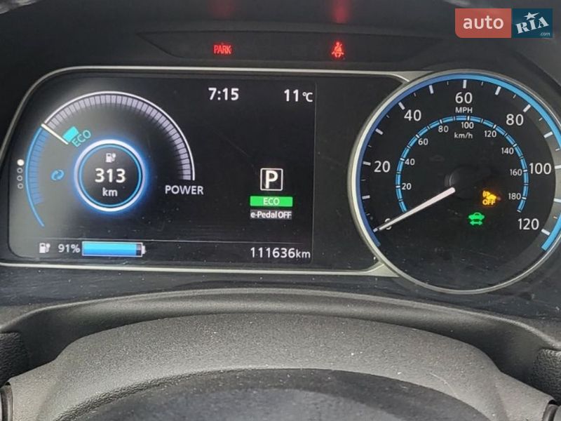 Хэтчбек Nissan Leaf 2019 в Днепре