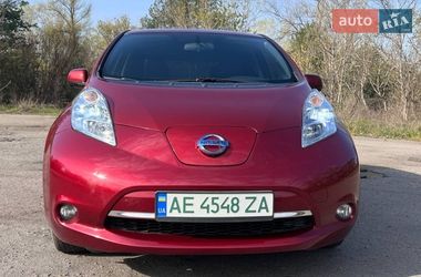 Хетчбек Nissan Leaf 2013 в Дніпрі