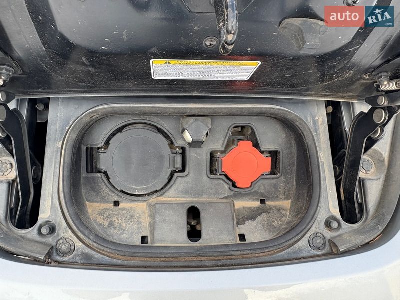 Хэтчбек Nissan Leaf 2018 в Киеве фото 23 Хэтчбек Nissan Leaf 2018 в Киеве