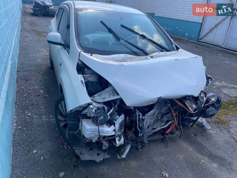 Хэтчбек Nissan Leaf 2013 в Житомире фото 2 Хэтчбек Nissan Leaf 2013 в Житомире