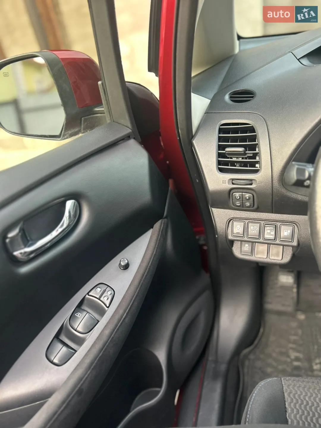 2015 Nissan Leaf - мініатюра 9