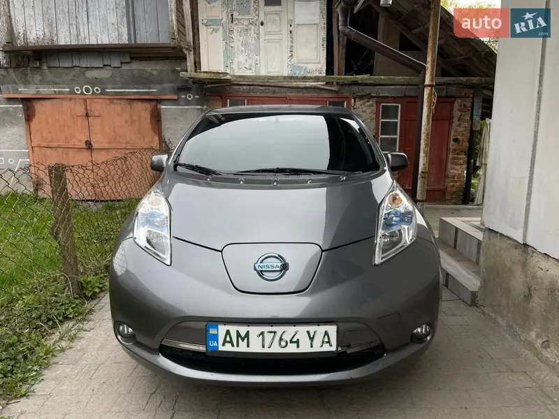 Nissan Leaf 2014