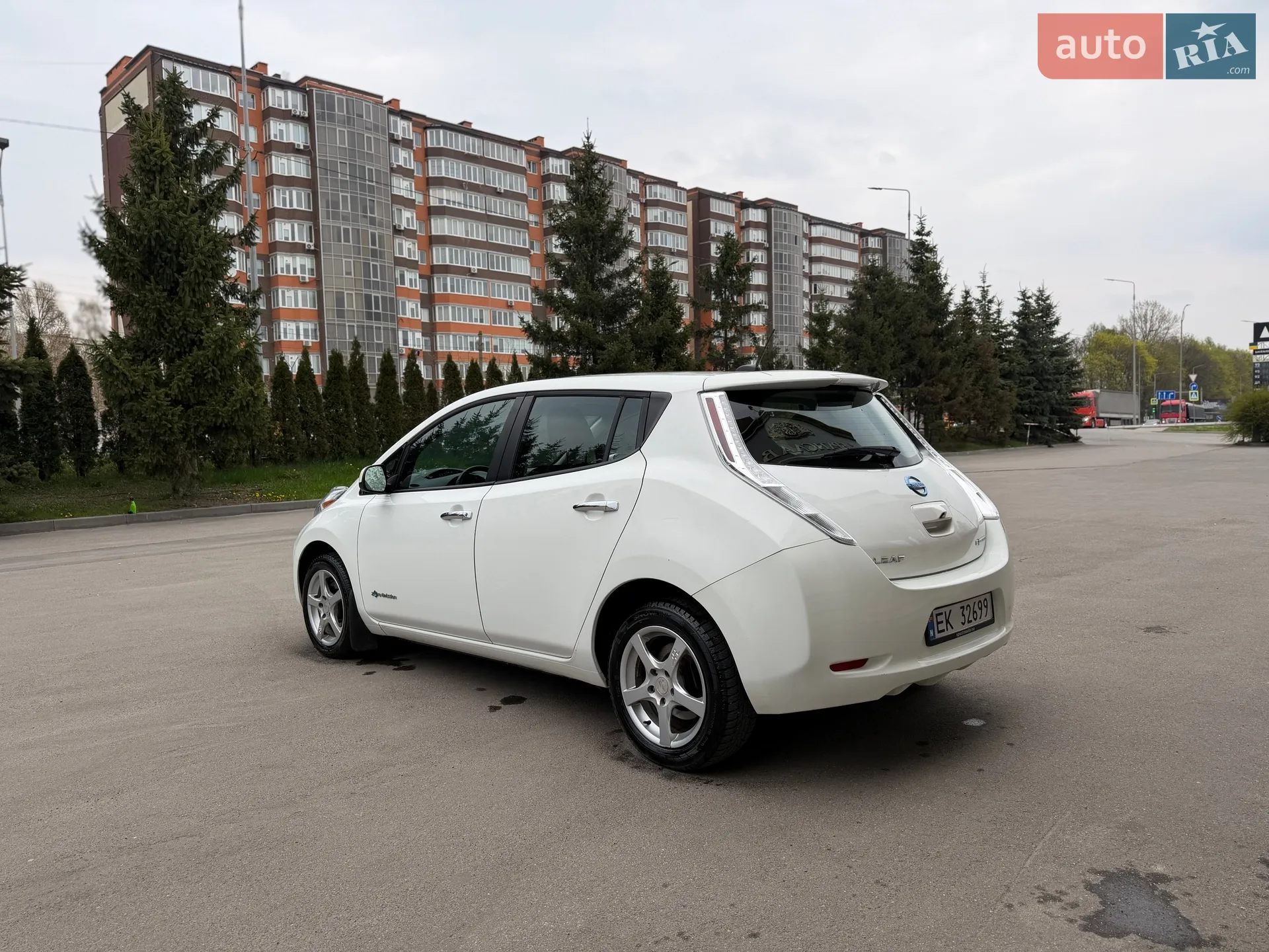 2015 Nissan Leaf - мініатюра 16