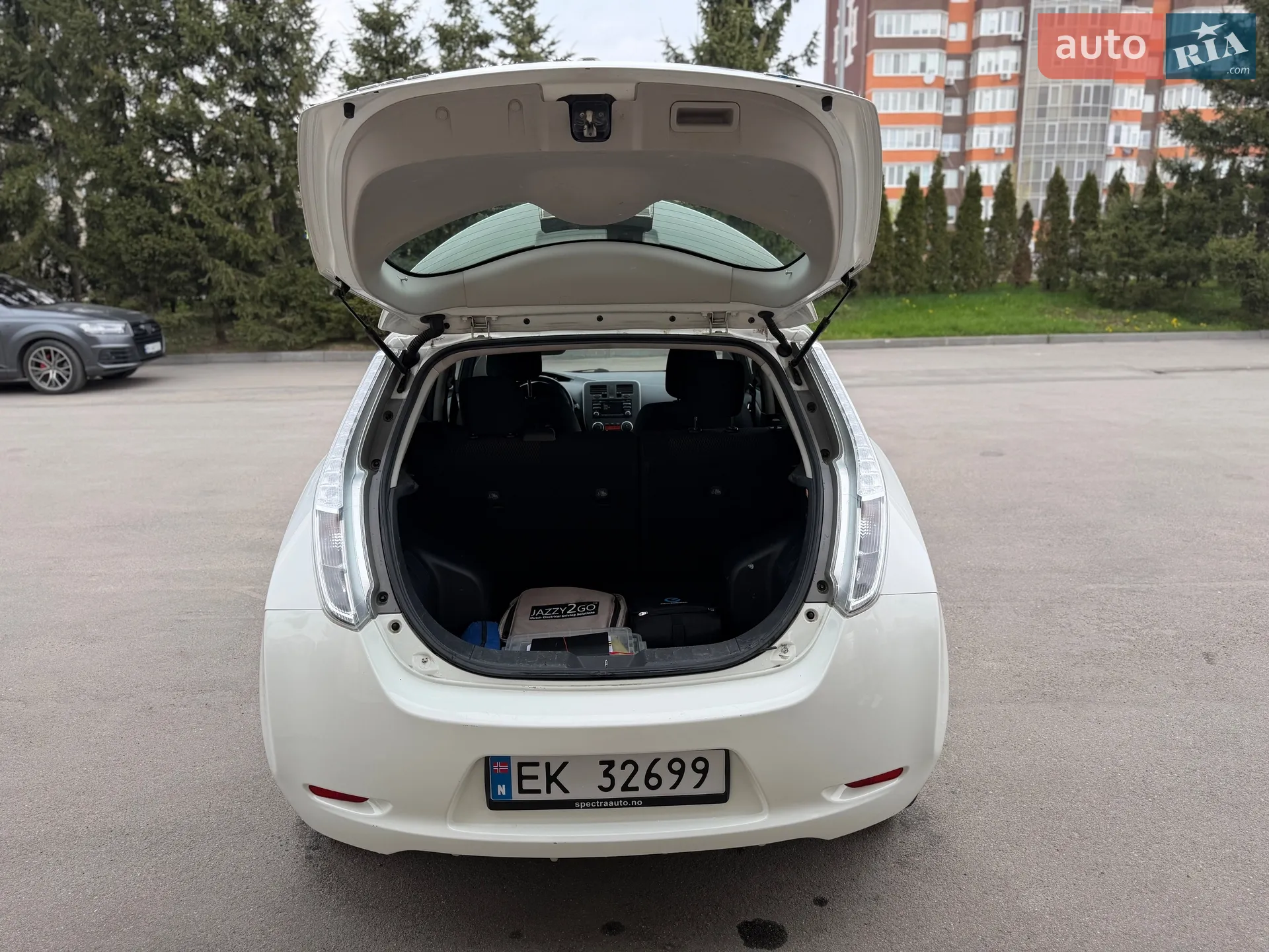 2015 Nissan Leaf - мініатюра 36