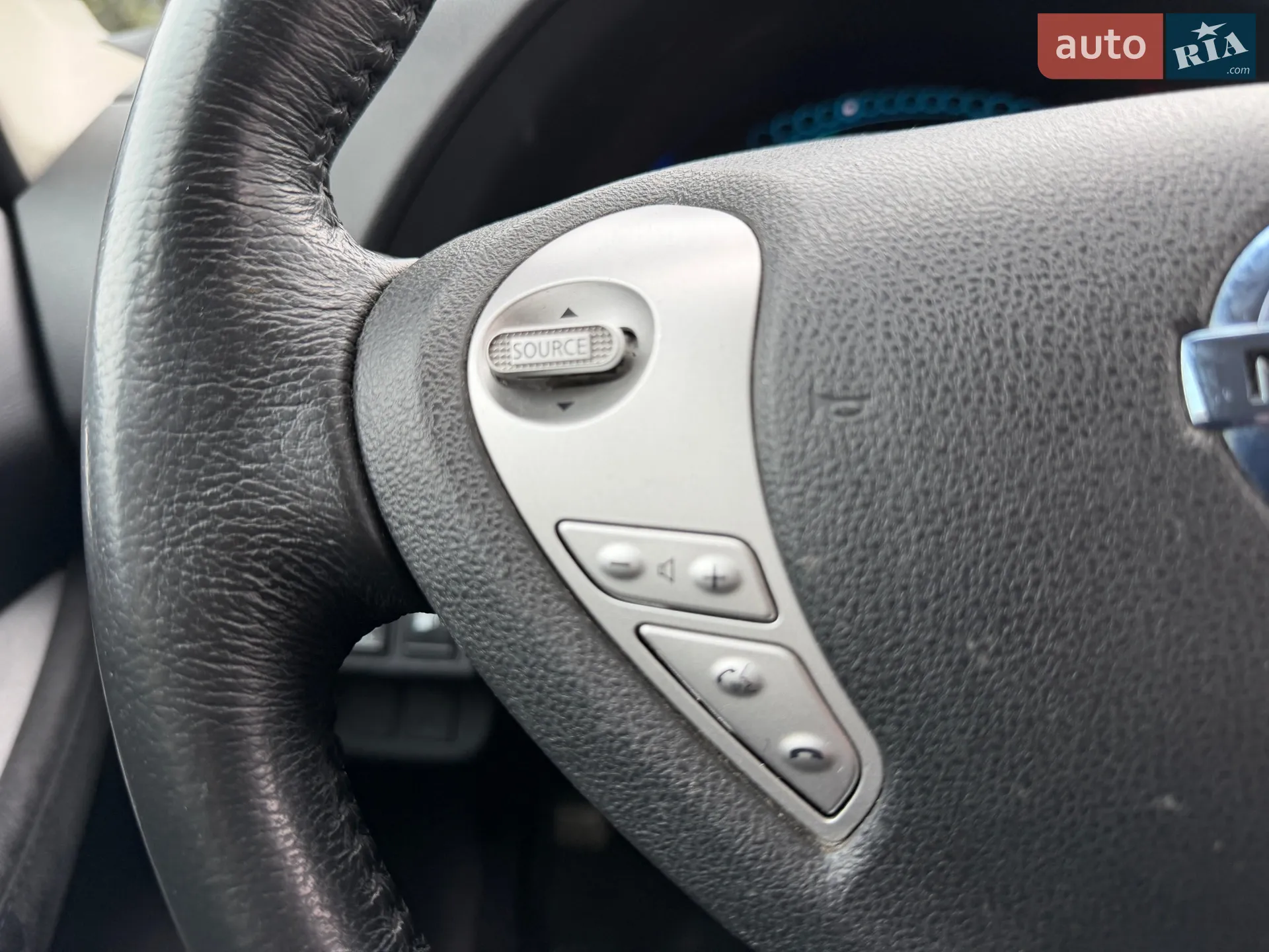 2015 Nissan Leaf - мініатюра 43