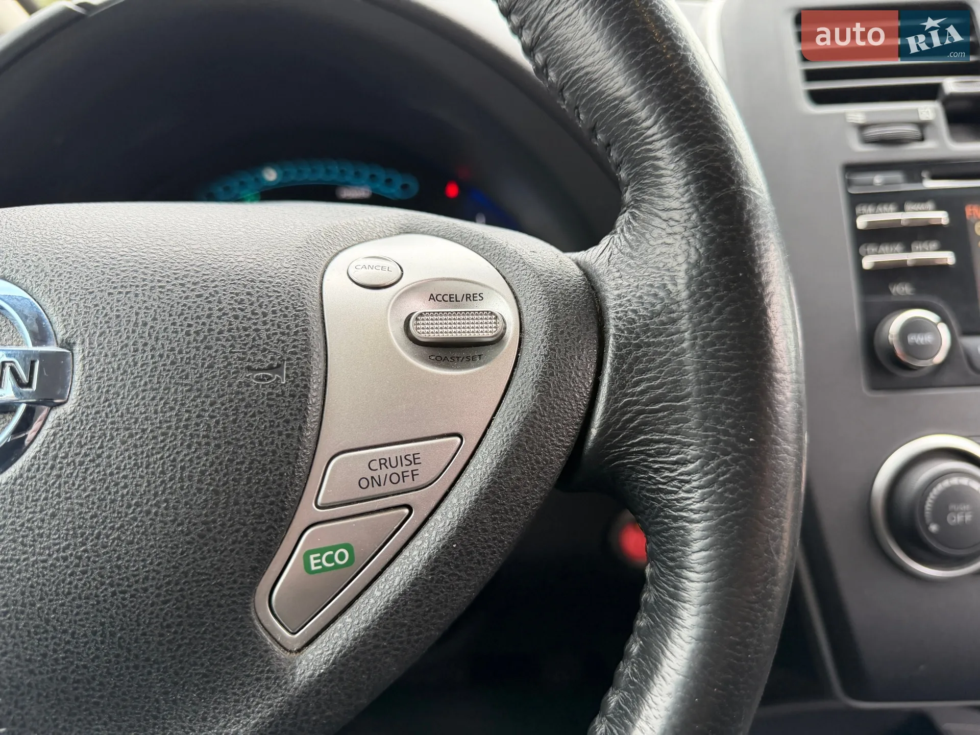 2015 Nissan Leaf - мініатюра 44