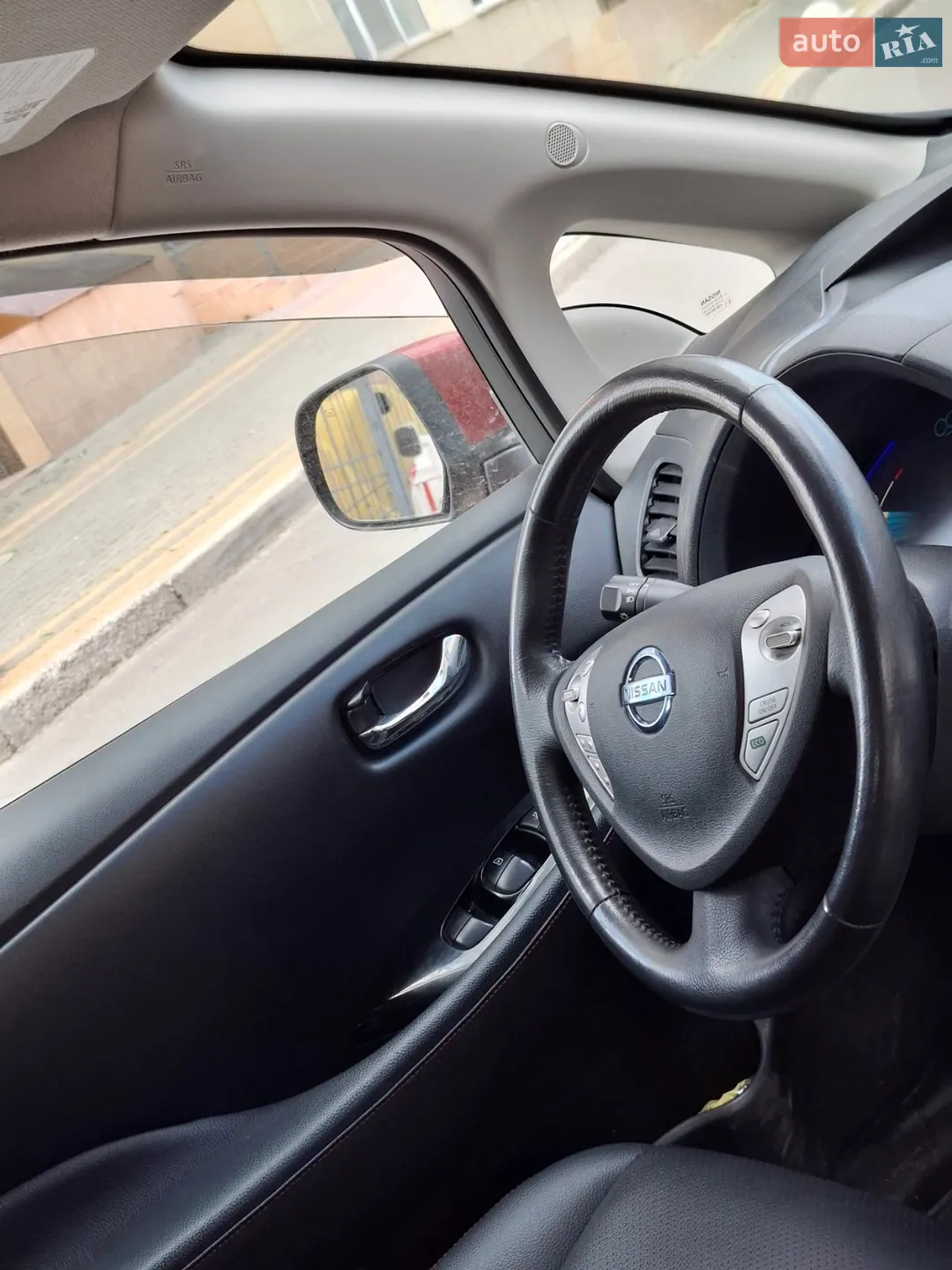 2015 Nissan Leaf - мініатюра 14