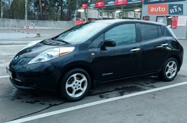 Хетчбек Nissan Leaf 2013 в Києві