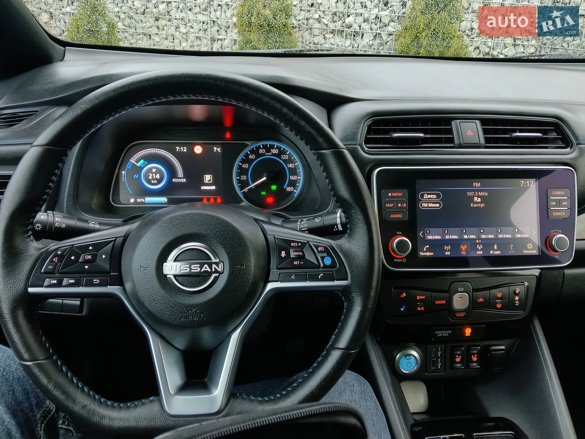 2022 Nissan Leaf - мініатюра 19