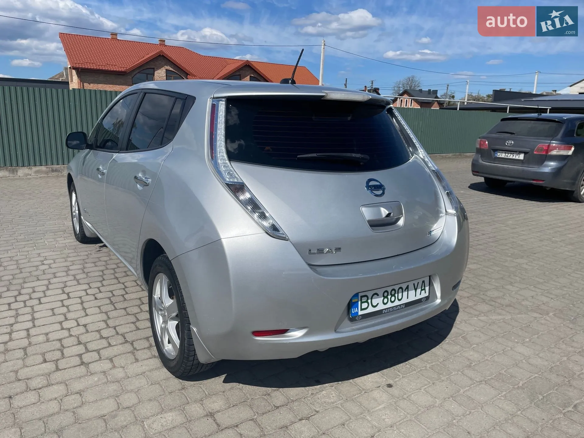 2014 Nissan Leaf - мініатюра 13