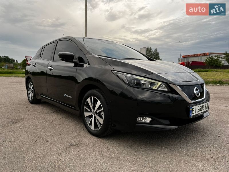 Хетчбек Nissan Leaf 2018 в Кобеляках