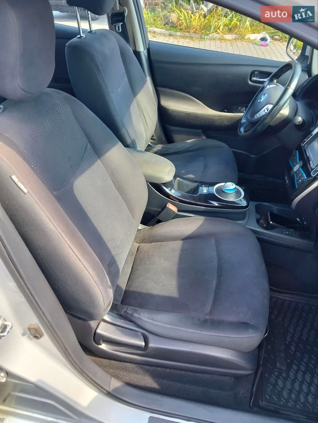 2014 Nissan Leaf - мініатюра 46
