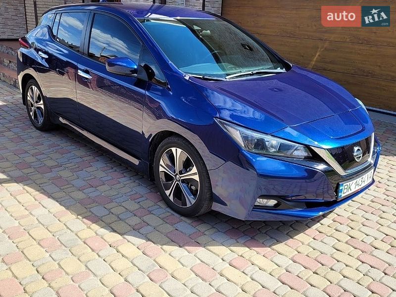 Nissan Leaf 2021