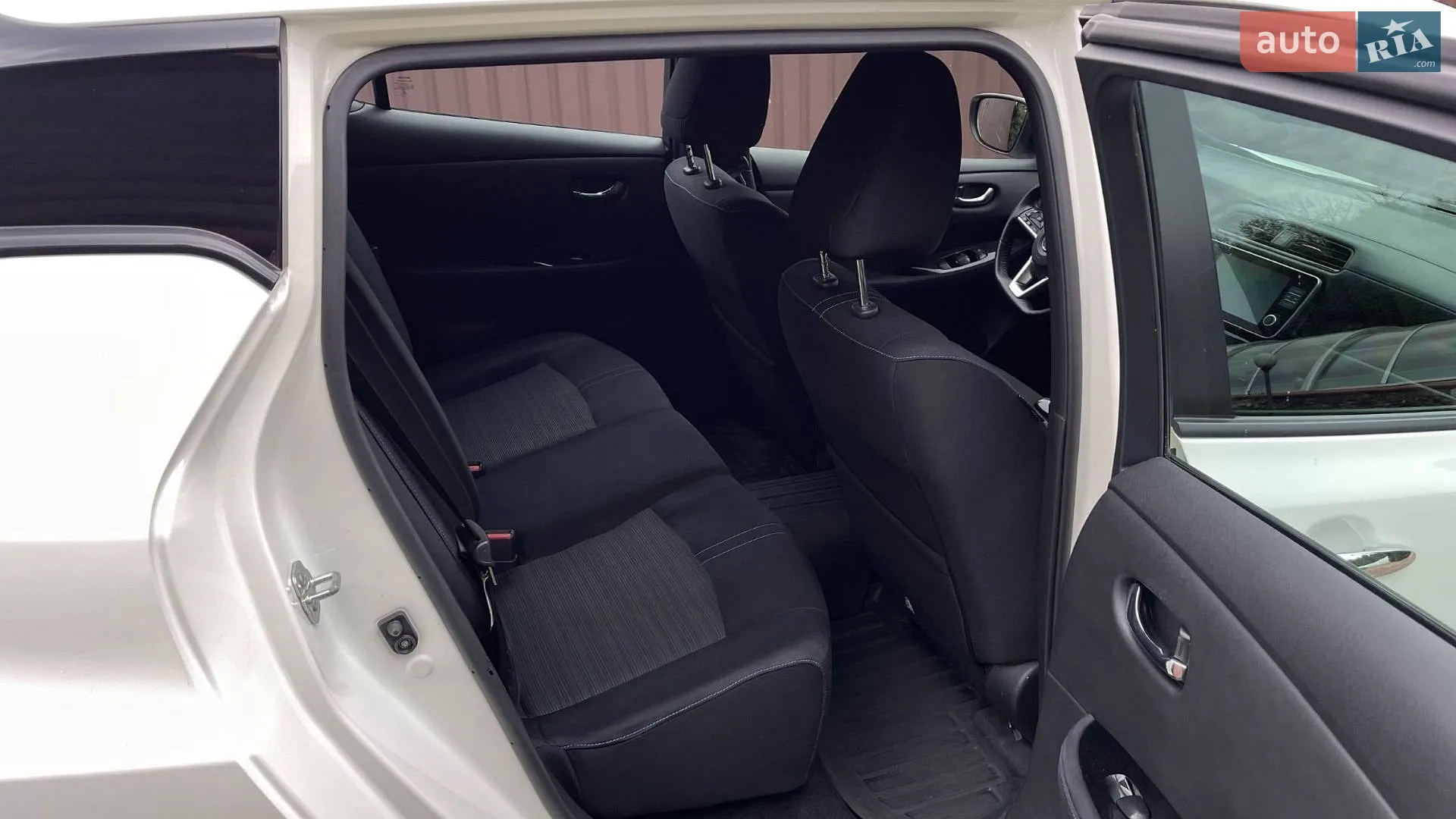 2020 Nissan Leaf - мініатюра 26