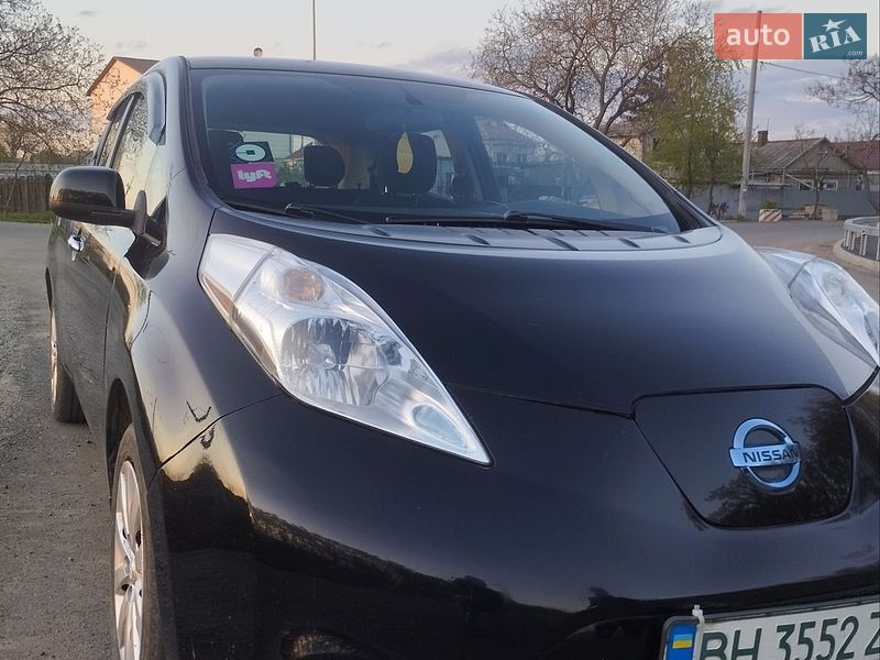 Хэтчбек Nissan Leaf 2016 в Одессе