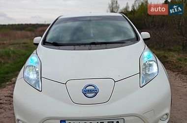 Хетчбек Nissan Leaf 2014 в Житомирі