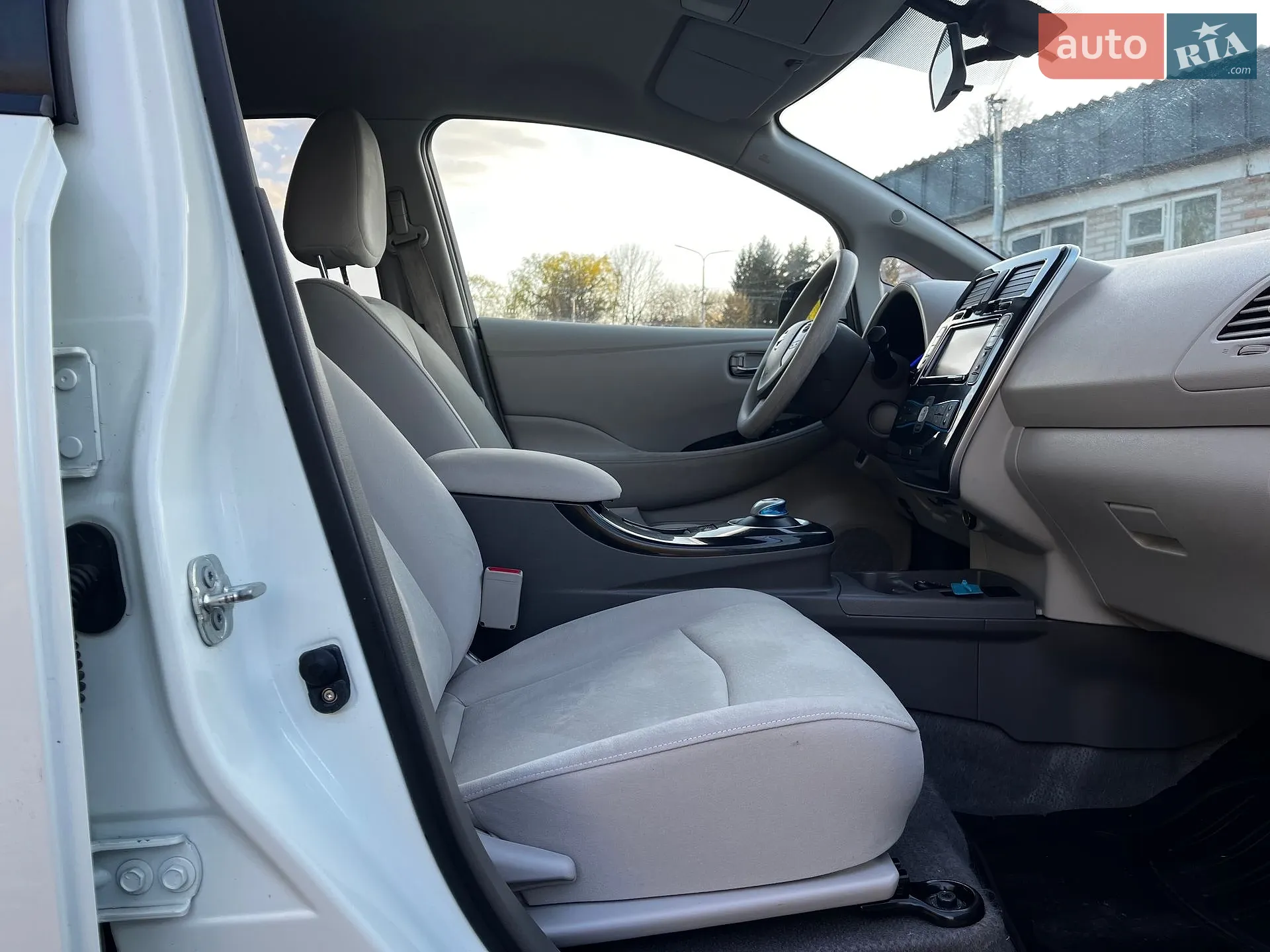 2012 Nissan Leaf - мініатюра 19