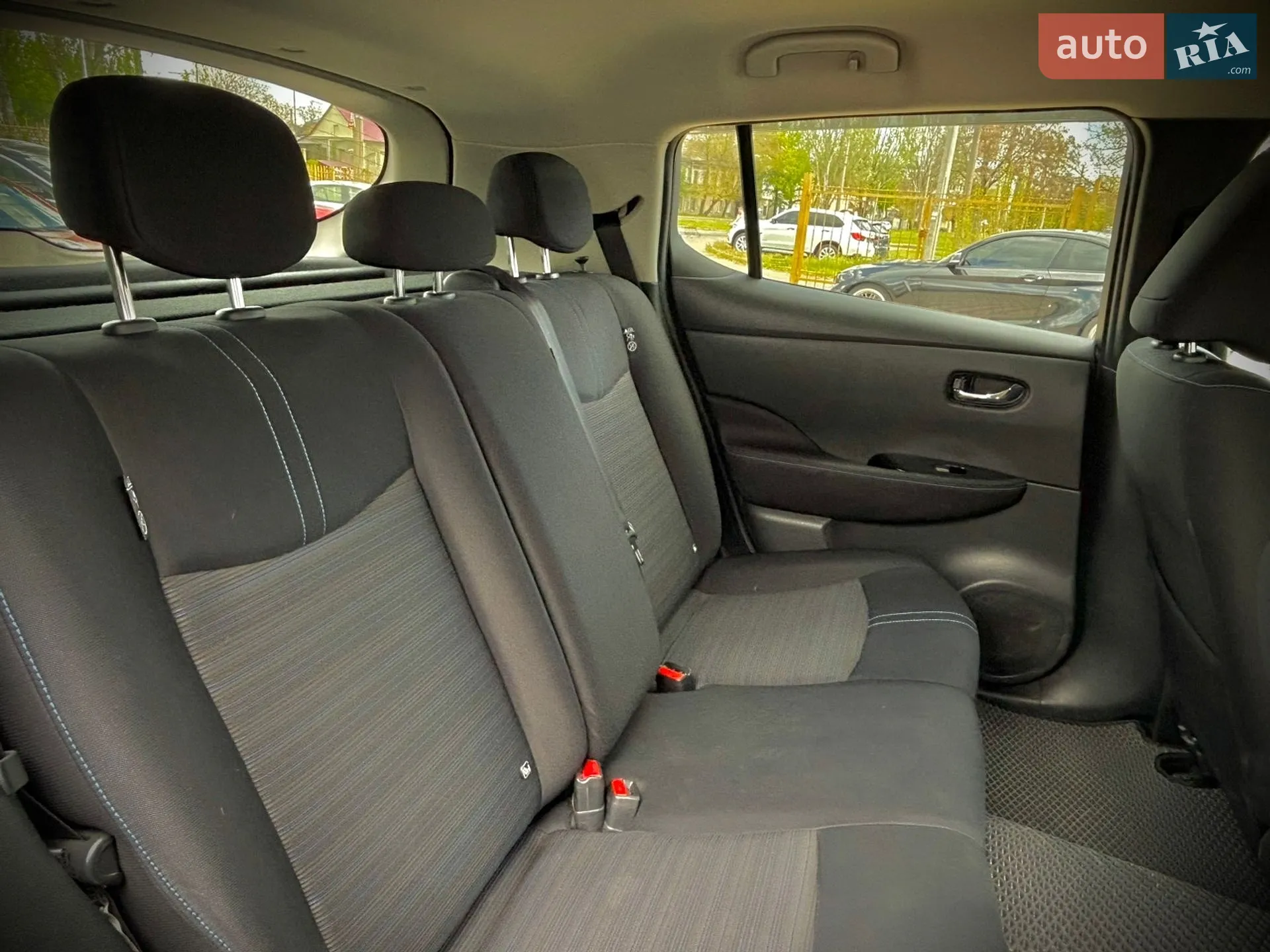 2018 Nissan Leaf - мініатюра 11