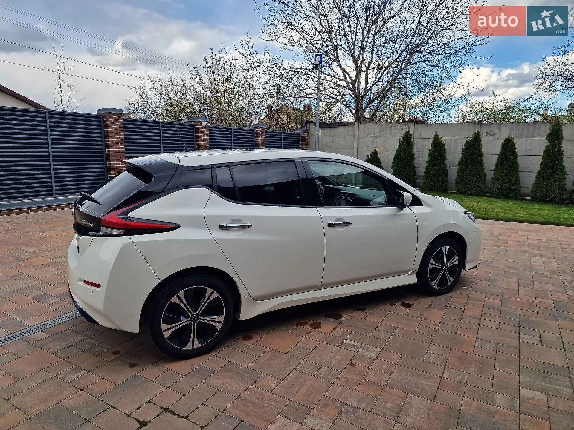 2020 Nissan Leaf - мініатюра 4