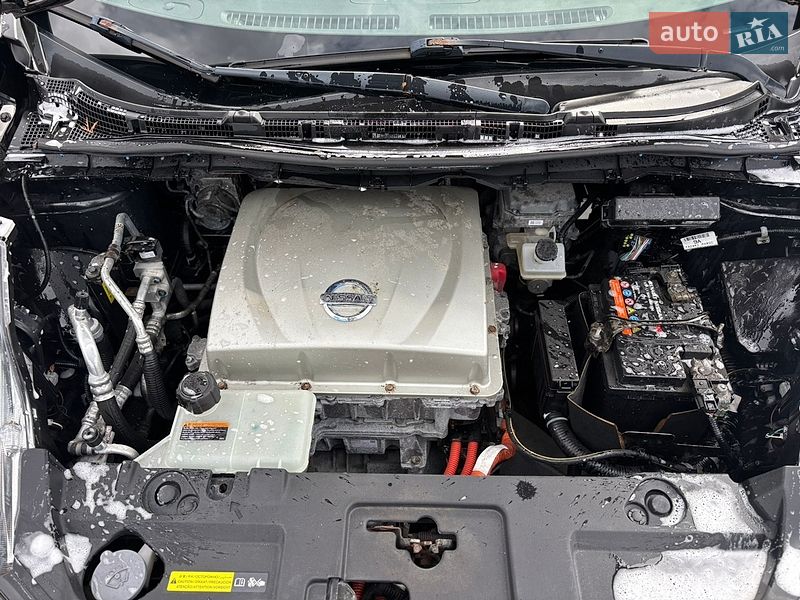Хэтчбек Nissan Leaf 2014 в Владимире
