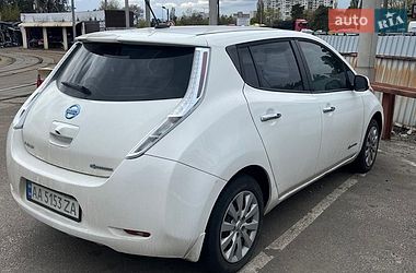 Хэтчбек Nissan Leaf 2013 в Киеве