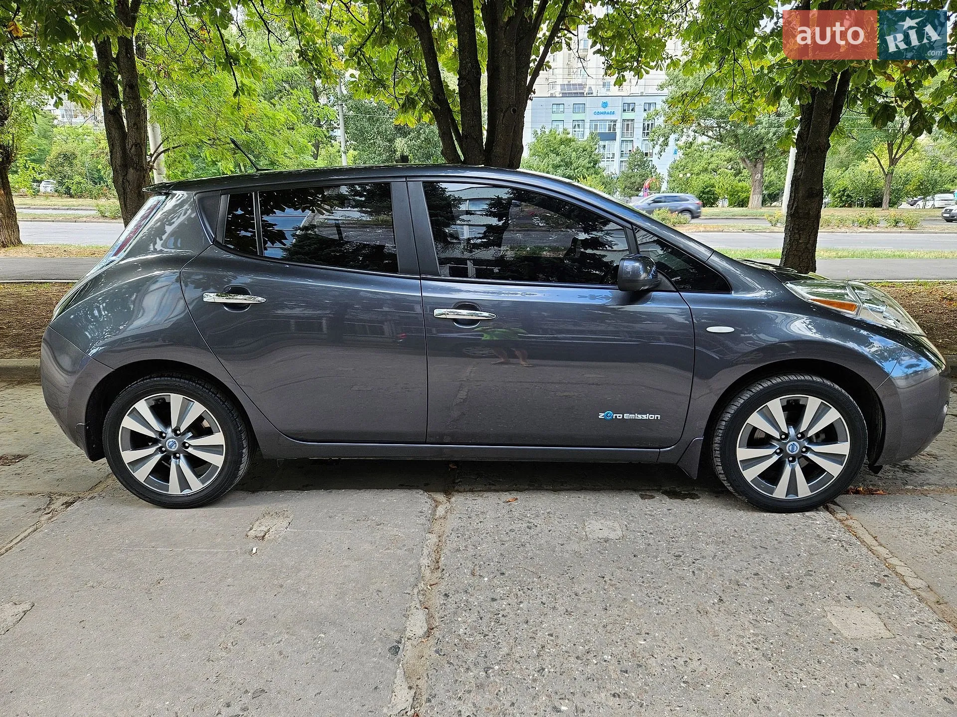2013 Nissan Leaf - мініатюра 5