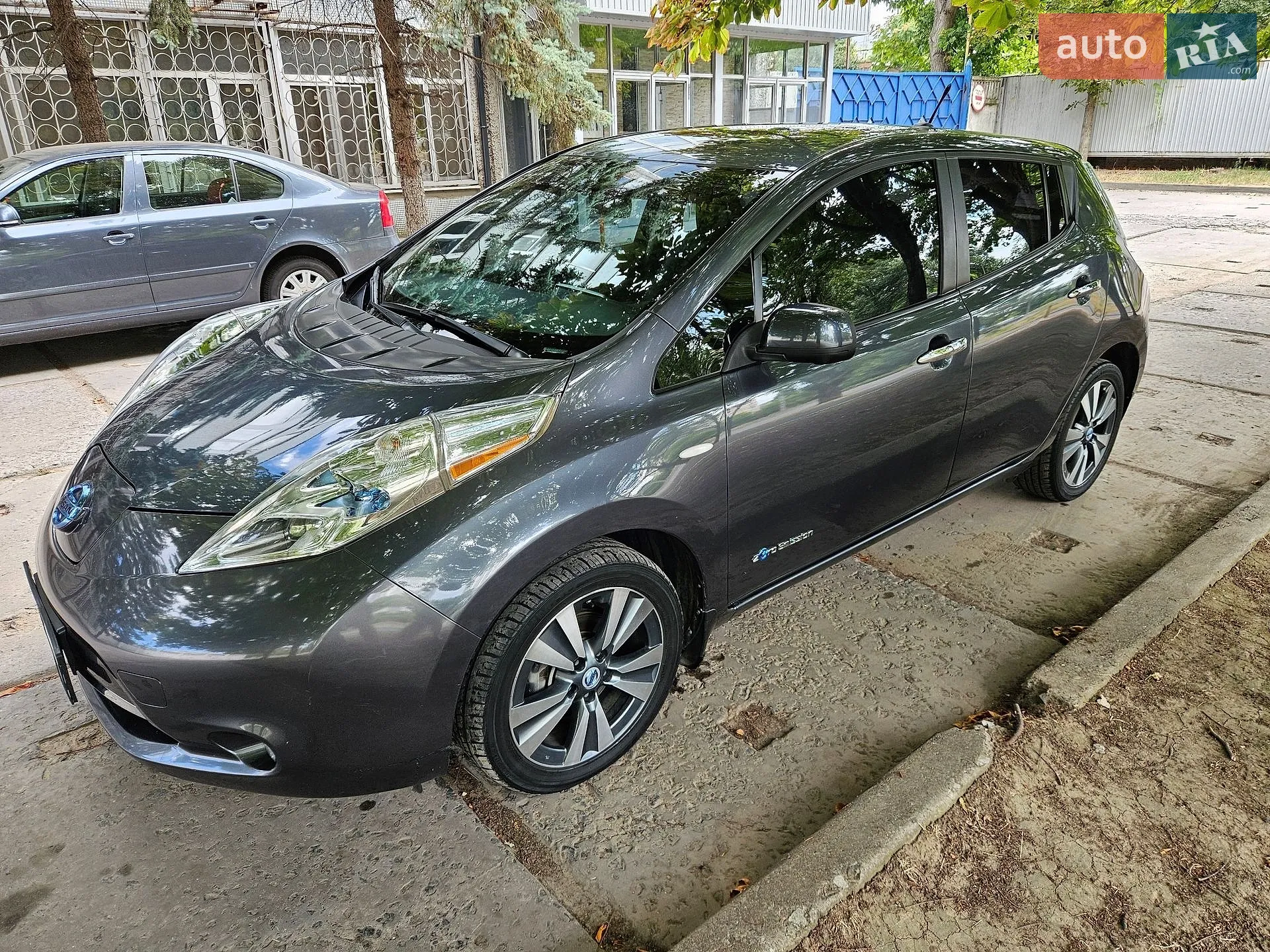 2013 Nissan Leaf - мініатюра 12