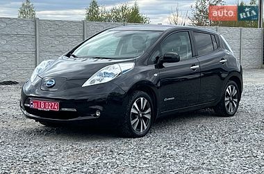 Хэтчбек Nissan Leaf 2016 в Ровно