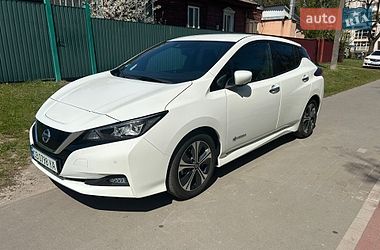 Хетчбек Nissan Leaf 2020 в Чернігові