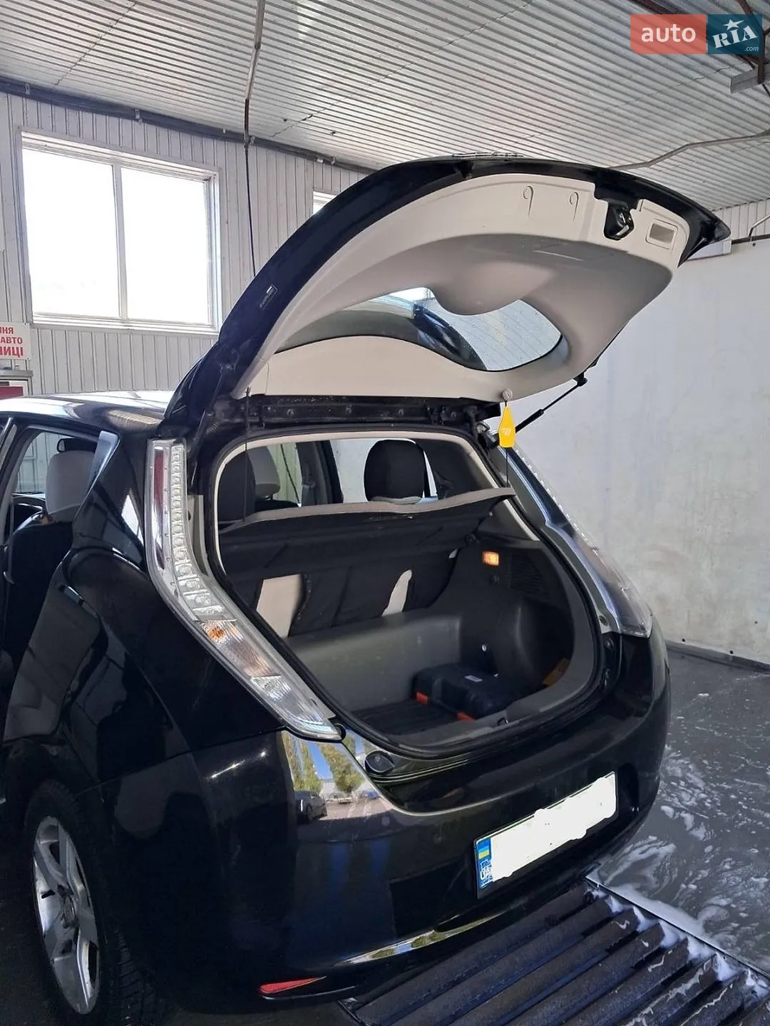 2011 Nissan Leaf - мініатюра 10