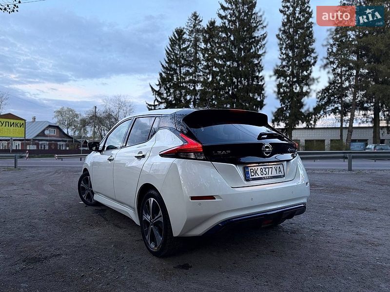 Хэтчбек Nissan Leaf 2020 в Смыге фото 10 Хэтчбек Nissan Leaf 2020 в Смыге
