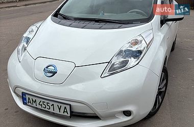 Хэтчбек Nissan Leaf 2015 в Житомире