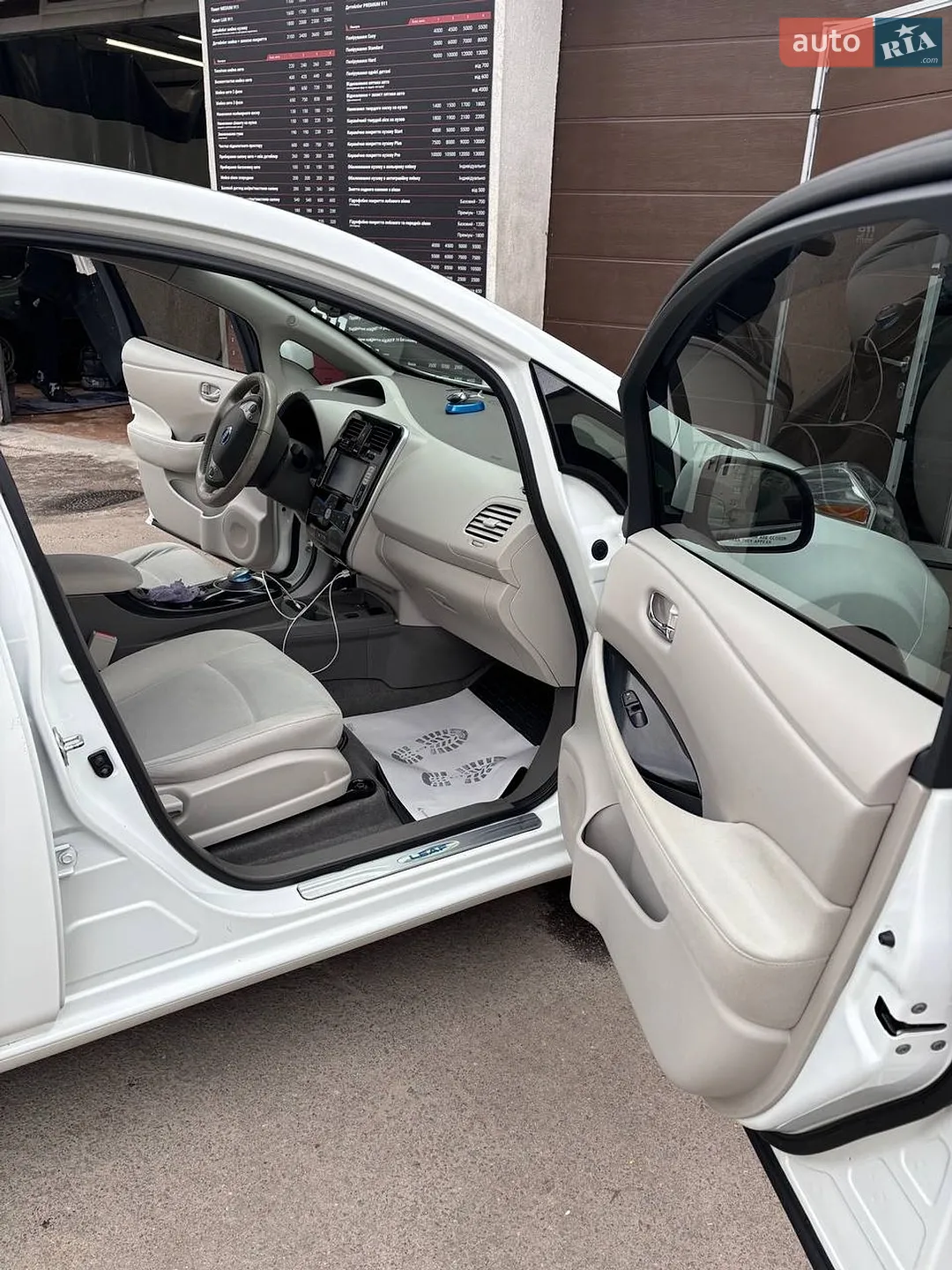 2015 Nissan Leaf - мініатюра 7