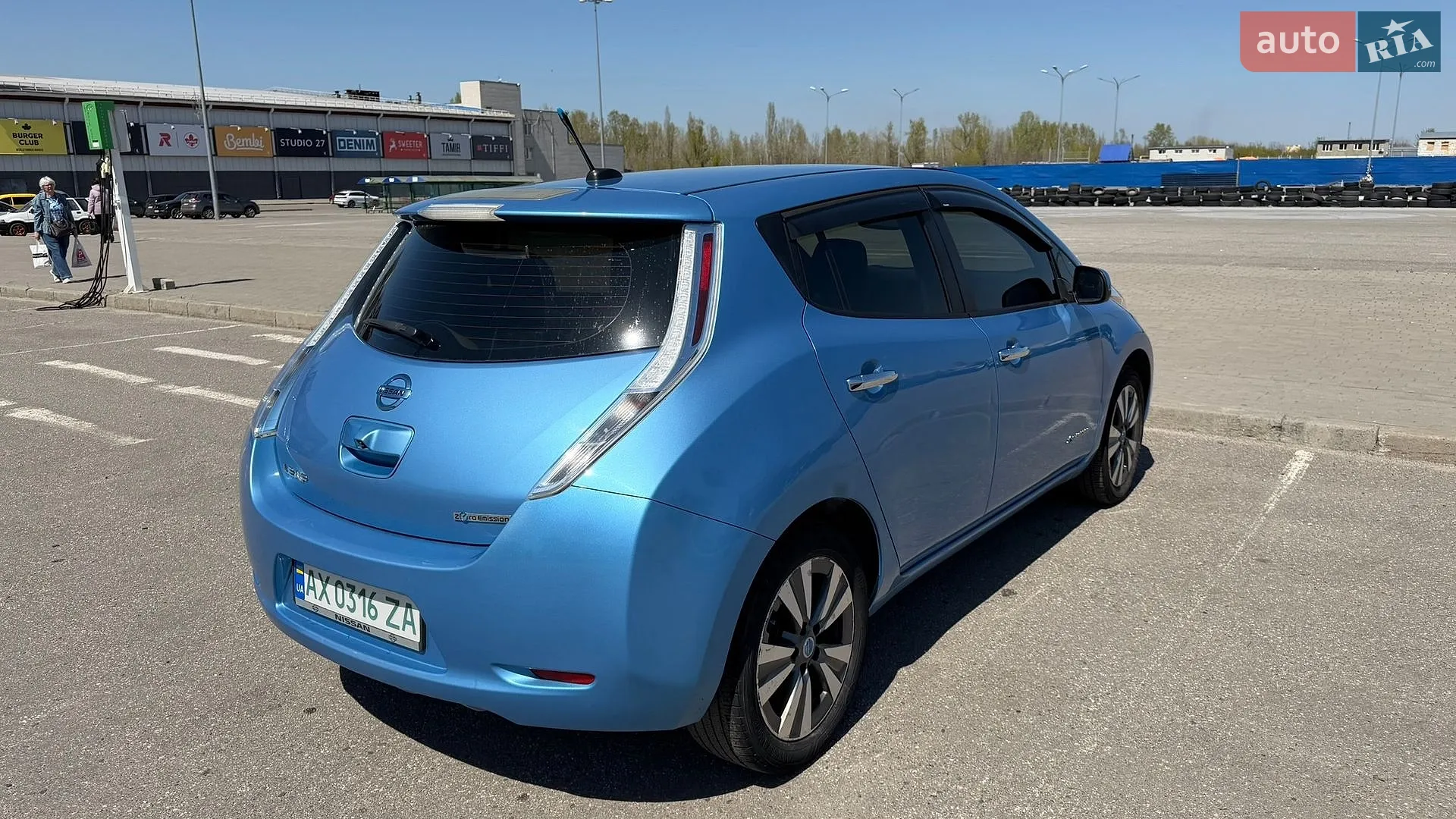 2013 Nissan Leaf - мініатюра 4
