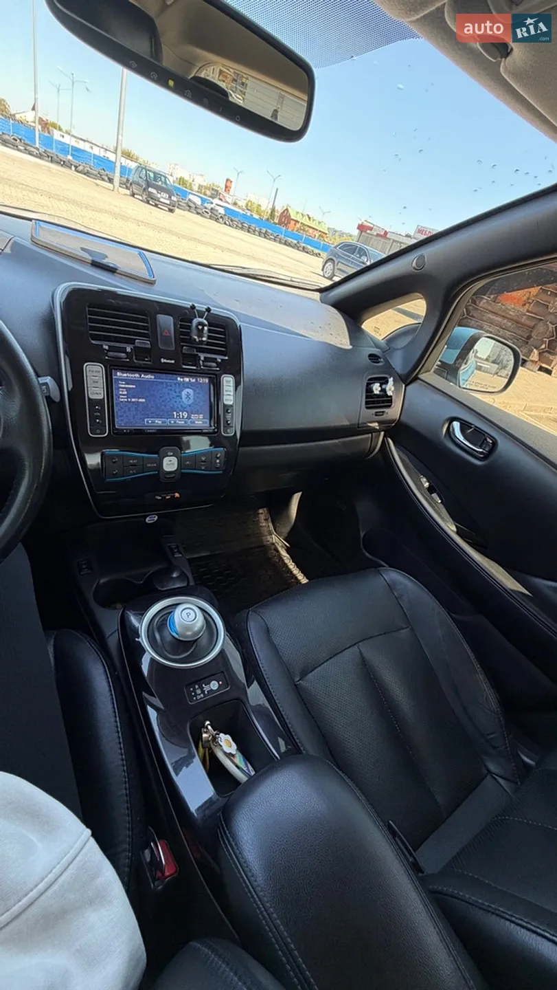 2013 Nissan Leaf - мініатюра 13