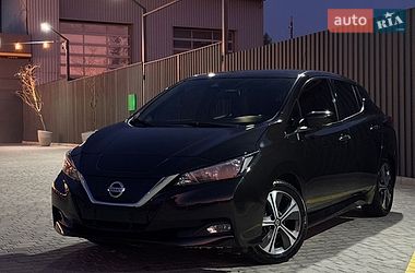 Хетчбек Nissan Leaf 2018 в Харкові