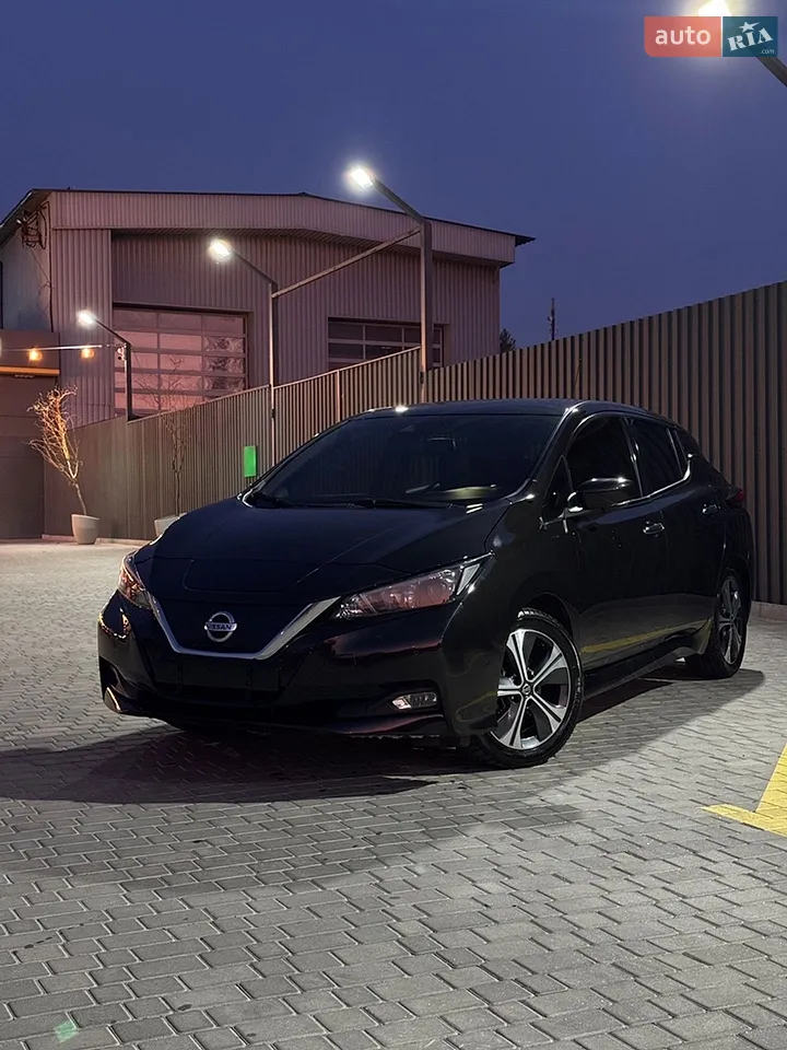2017 Nissan Leaf - мініатюра 24