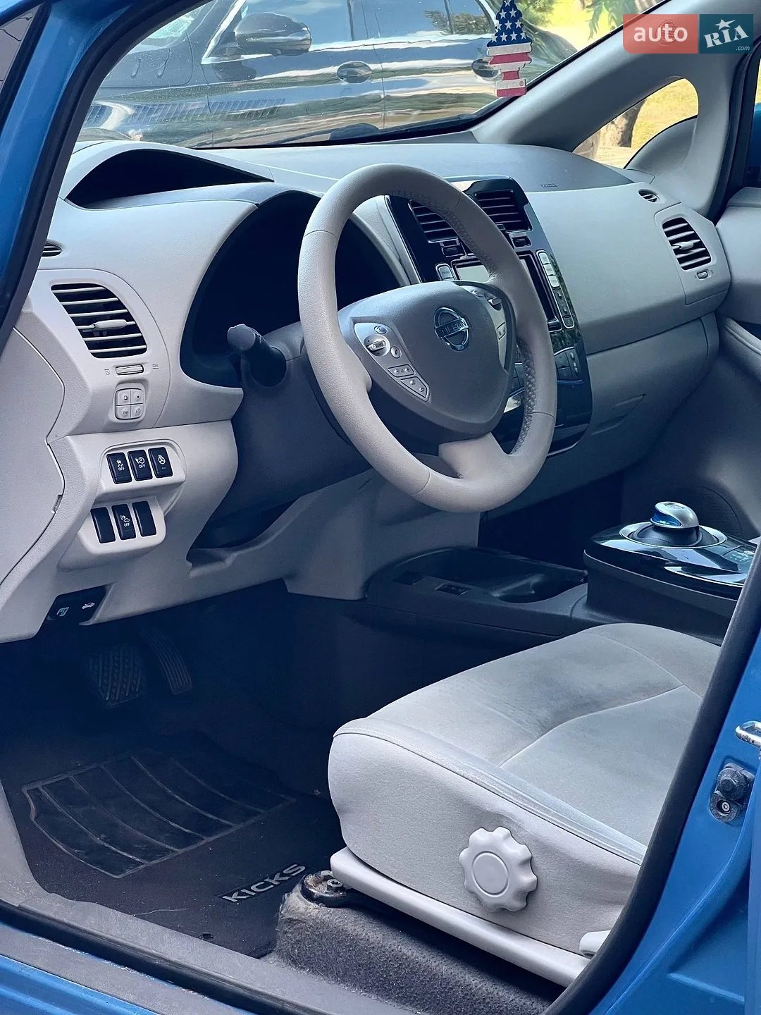 2011 Nissan Leaf - мініатюра 11
