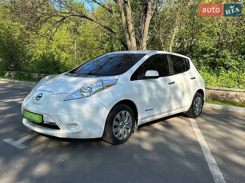 Nissan Leaf 2014