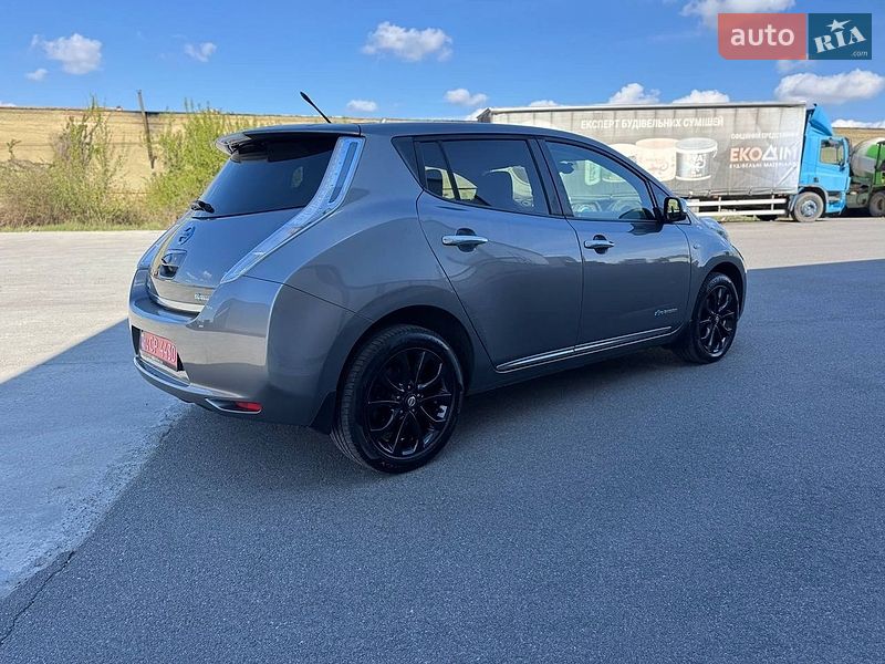 Хэтчбек Nissan Leaf 2014 в Виннице