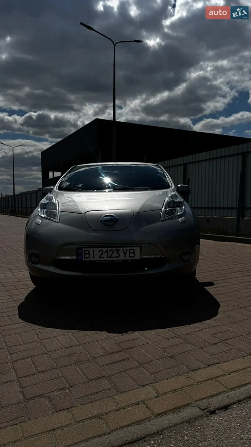 2014 Nissan Leaf - мініатюра 2