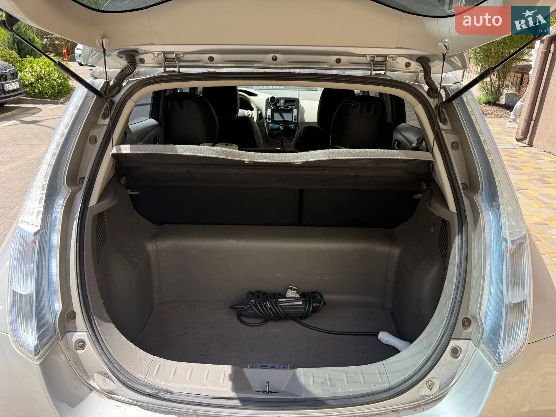 2011 Nissan Leaf - мініатюра 14