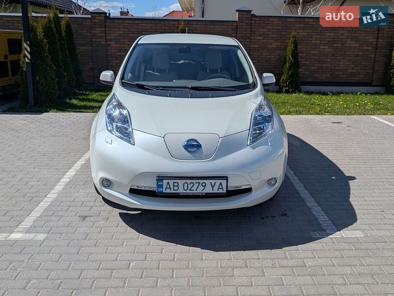 Nissan Leaf 2012