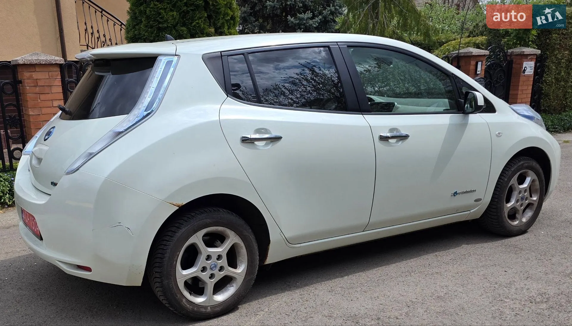 2011 Nissan Leaf - мініатюра 9